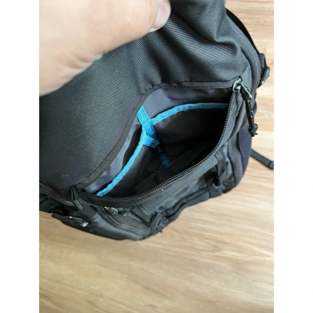THULE‎ Sweden Backpack Laptop Bag 25L Black Shadow Gray | 18